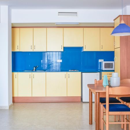Beatrix 2000 Appartement Pineda de Mar Buitenkant foto