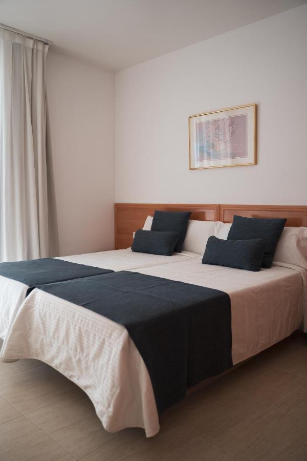 Beatrix 2000 Appartement Pineda de Mar Buitenkant foto